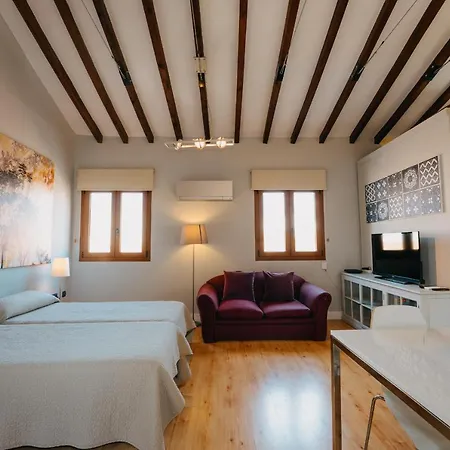 Oda ve Kahvaltı Top2stay